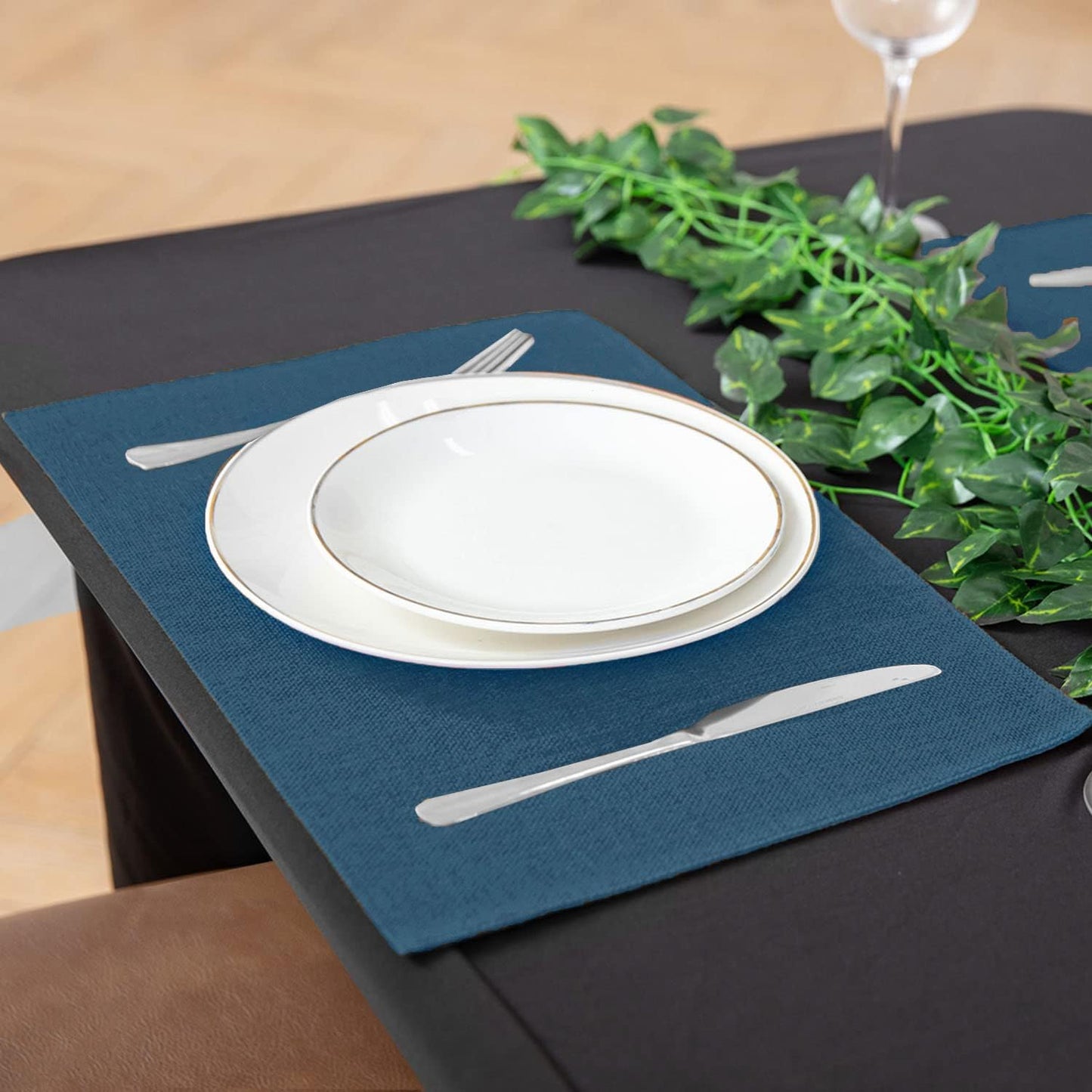 Cloth Placemats Set of 8, Linen Type Fabric Placemats Machine Washable Heat Resistant Placemats Wrinkle Free Thick Polyester Kitchen Place Mats for Dining Table (Navy Blue)