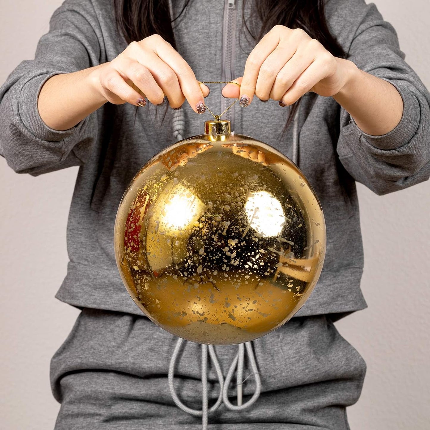 XmasExp Large Christmas Ball Ornaments,1pcs Gold Giant Shatterproof Plastic Hanging Mercury Xmas Ball Decorations Christmas Tree Ornaments (Gold, 8")