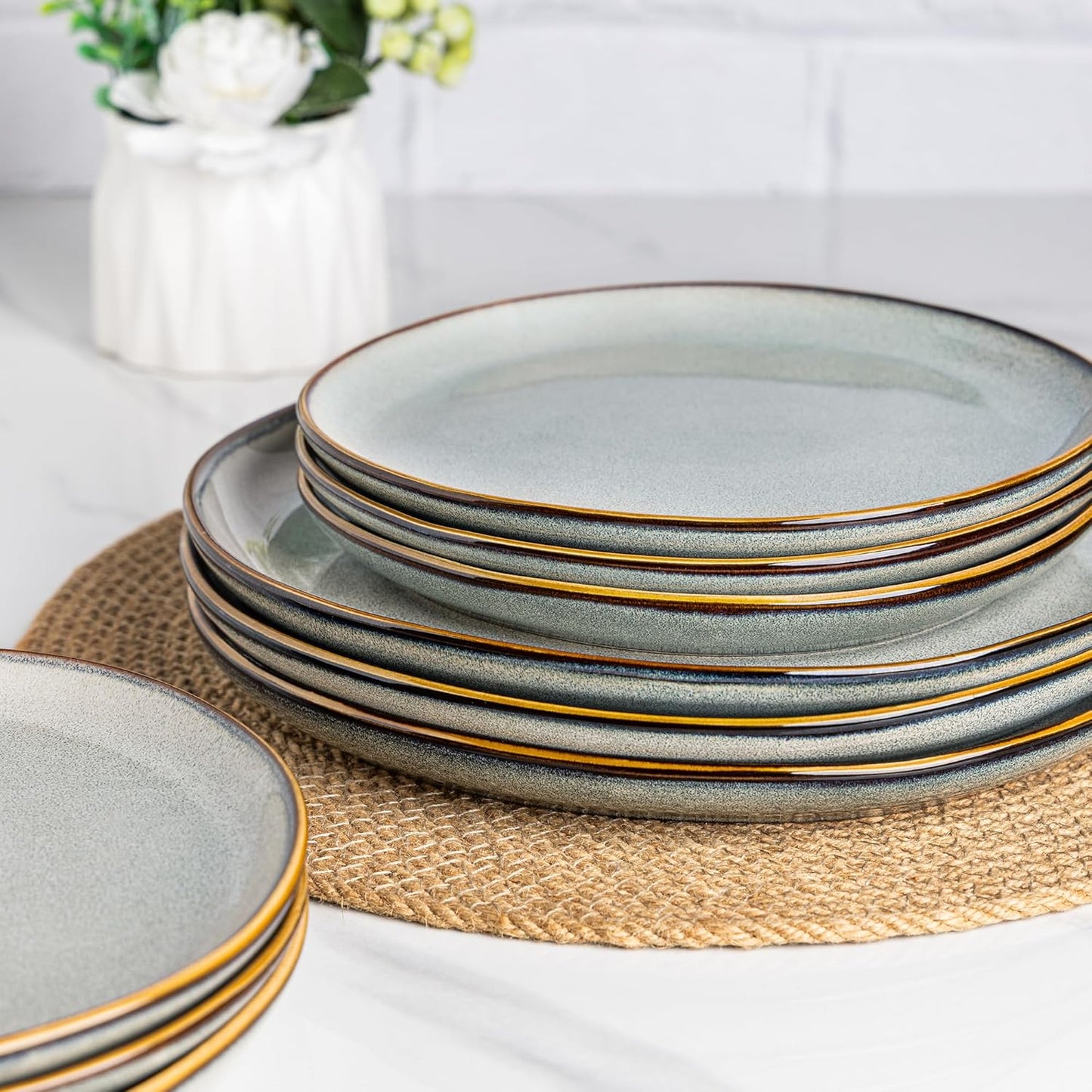 AmorArc Ceramic Dinnerware Sets,Handmade Reactive Glaze Stoneware Plates and Bowls Sets,Highly Scratch Resistant | Dishwasher & Microwave Safe Dishes Set,Service for 6 (18pc)