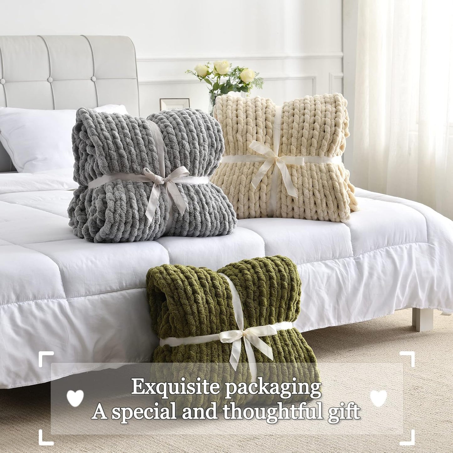 Maetoow Tighter Version Chenille Chunky Knit Blanket Throw (40×50 Inch), Handmade Warm & Cozy Blanket Couch, Bed, Home Decor, Soft Fleece Banket, Boho Thick Blankets and Giant Yarn Throws,Light Grey
