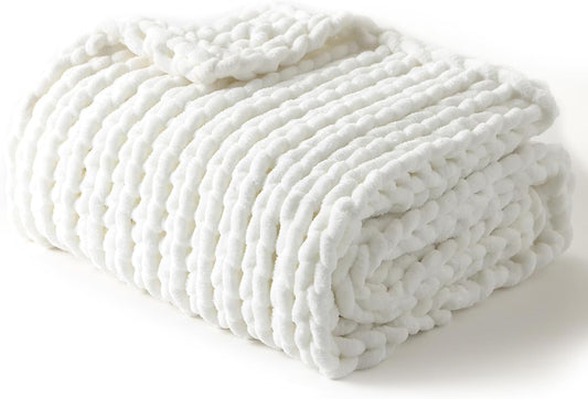 YnM Chunky Throw Blanket, Hand Knitted with Chenille Yarn, Skin Friendly, Ventilated and Breathable, Machine Washable, Home Décor Piece for Couch, Sofa and Bed (White, 30x40 Inch)