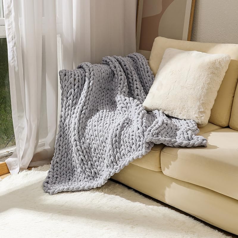 Chunky Knit Blanket Throw 48"*71", Hand Knitted Warm Chenille Throw Blanket, Home Decor Soft Thick Yarn Cable Knit Blanket,Soft Breathable Fleece Banket Christmas for Couch Bed Sofa Best Gift (Gray)