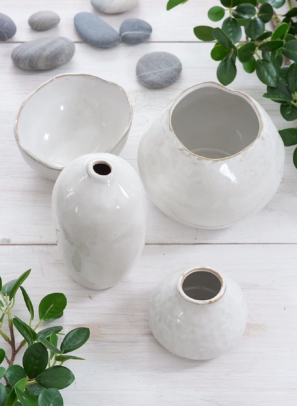 Serene Spaces Living Glazed Ceramic Fishbowl Vase- Centerpiece for Vintage Weddings, Events, Measures 4" Tall and 5" Diameter
