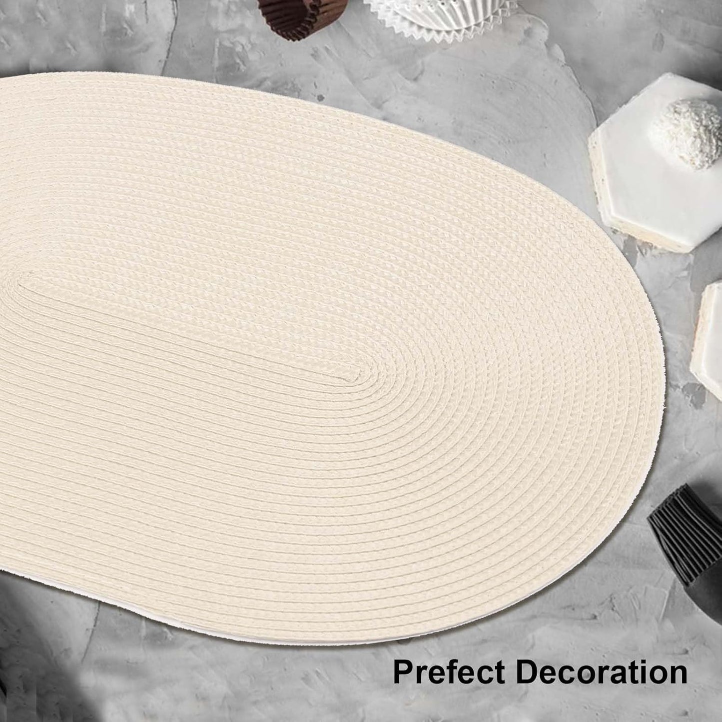 AHHFSMEI Placemats Set of 4 for Dining Table Washable Woven Vinyl Non-Slip 18x12 inches Placemat Heat-Resistant Durable Table Mats for Dining Table Easy to Clean (Oval Beige, 4)
