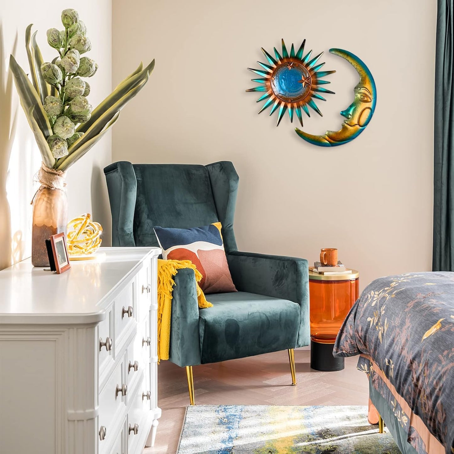 LIFFY Sun Metal Outdoor Wall Decor - 3D Sun Moon Metal Wall Sculpture - Hanging Decoration Gift Ideal for Celestial Decor Home Accent, Bedroom, Garden, Patio, Farmhouse - Lively and Vibrant