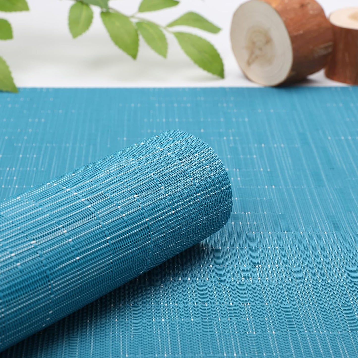 Myir JUN Placemats Set of 8, Vinyl Woven Placemats Place Mats Indoor Set of 8 Washable Table Mats Non-Slip Place mats for Dining Table (Blue, Set of 8)