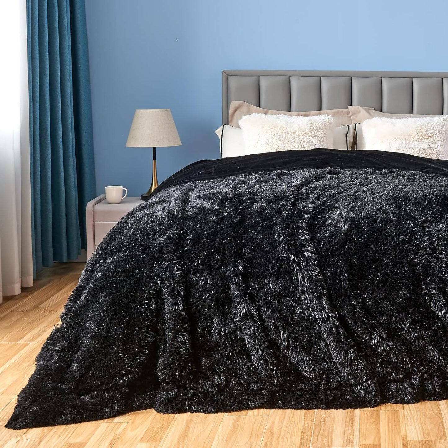 GONAAP Fuzzy Faux Fur Throw Blanket Queen Size Black Super Soft Cozy Plush Fuzzy Shaggy Blanket for Couch Sofa Bed (Black, Queen(90"x90"))