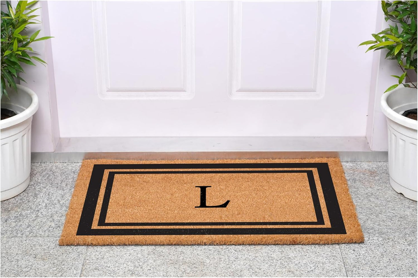 Calloway Mills 152962448 Black Border 24" x 48" Monogram Doormat (Letter L)