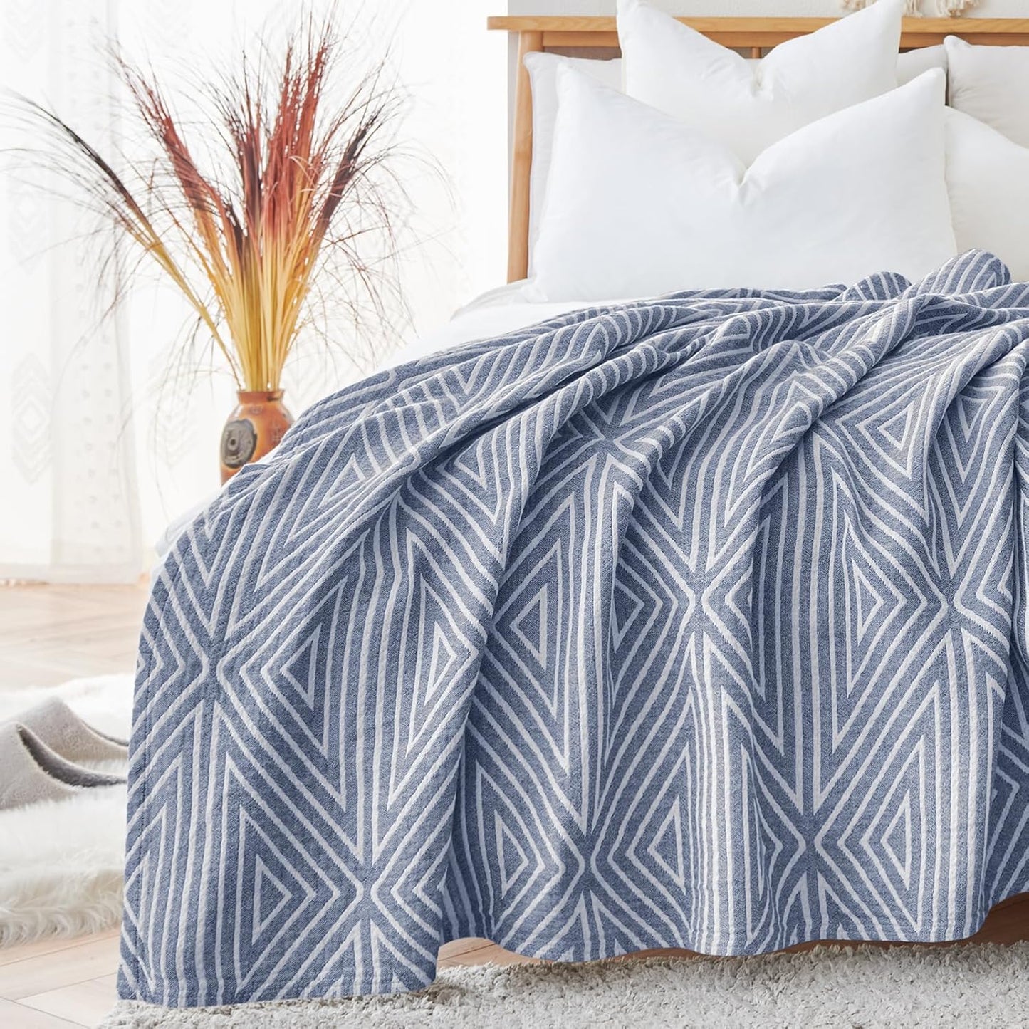 jinchan Boho 100% Cotton Blanket Muslin 50x60 Inches Lightweight 3-Layer Geometric Triangle Striped Pattern Reversible Quilt Throw Soft Breathable Comfy All Seasons for Couch Bed Decor, Blue