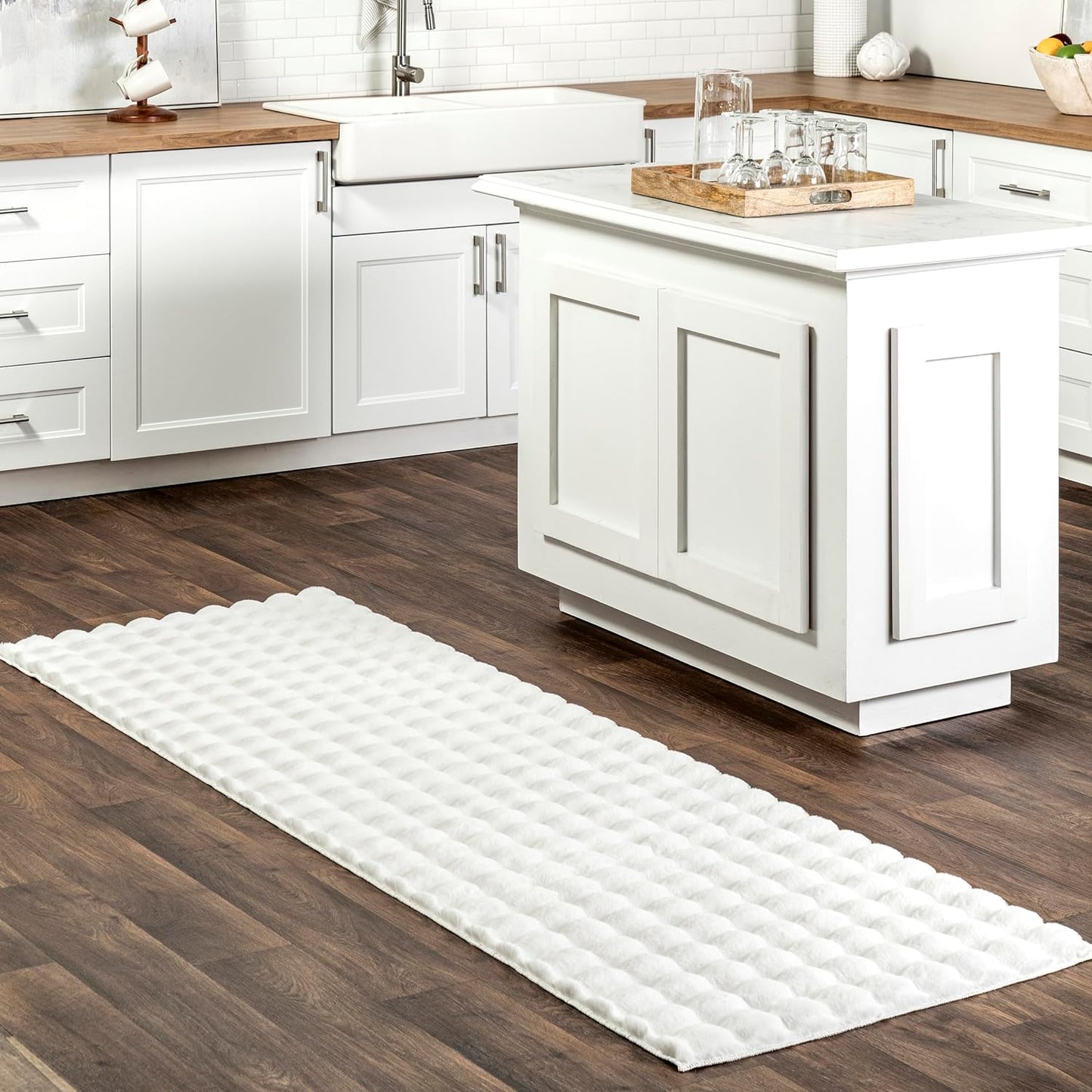 nuLOOM Jeni Solid Faux Rabbit Machine Washable Runner Rug, 2' 6" x 10', Off-White