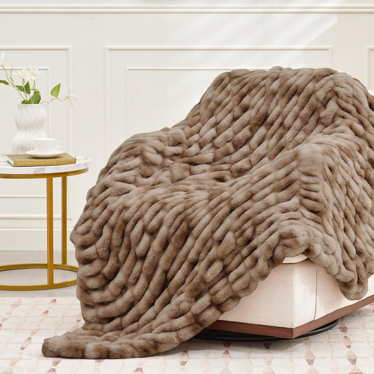 Ultra Soft Luxury Faux Fur Throw Blanket for Counch,Fuzzy Fluffy Plush Warm Cozy Elegant Wrinkled Blanket for Sofa Bedroom Living Room,（50"x60",Tie-dye Coffee）