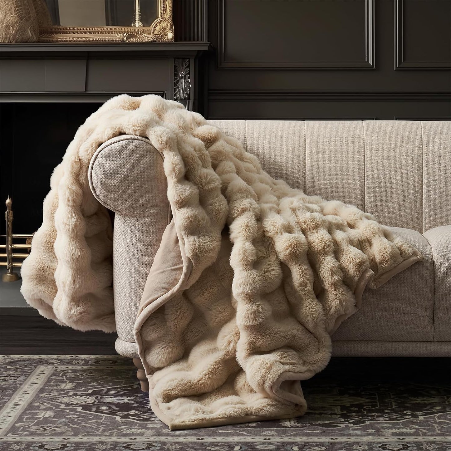 EVERGRACE Ultra Soft Luxury Fluffy Ridgeline Faux Rabbit Fur Throw Blanket, Thick Warm Bubble Throw for Bed, Cozy Plush Reversible Blankets for Couch, Chair, Sofa, Cream, 60x80 Inches, 870 GSM