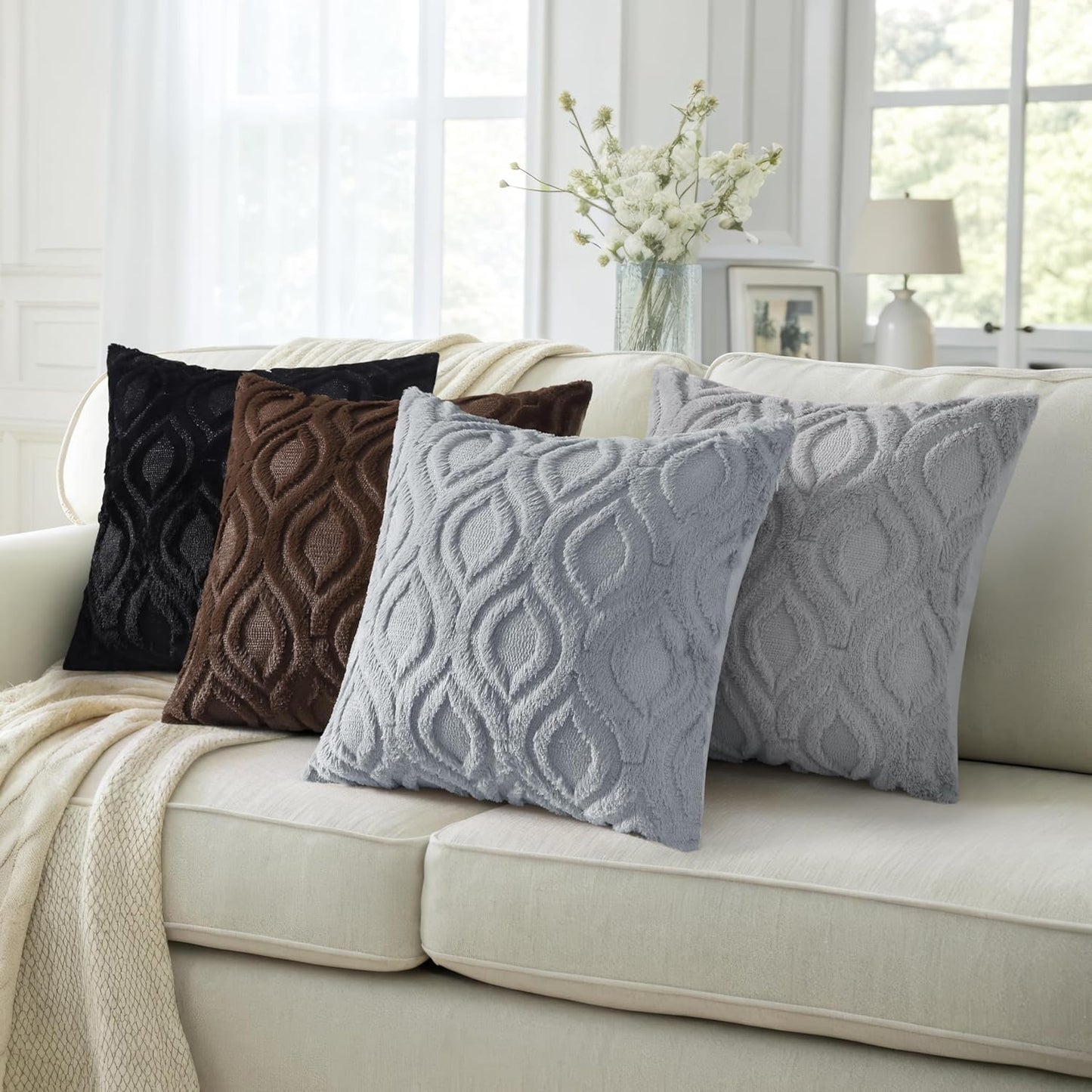 decorUhome Throw Pillow Covers 18x18 Inch Set of 2, Soft Plush Faux Wool Blue Grey Couch Pillow Covers, Spring Solid Dyed Accent Pillow Cases for Sofa Bed Living Room Home Decor