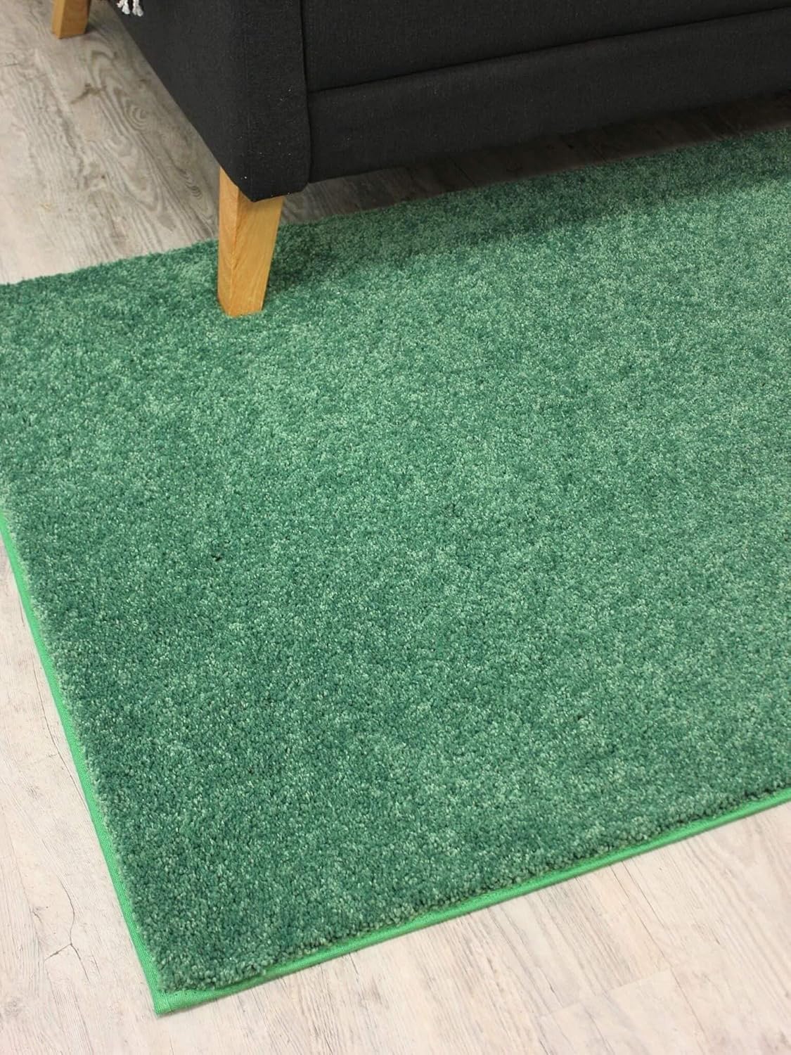 KOECKRITZ Soft and Colorful Kids Classroom Area Rugs (Passes Flammability Pill Test) Many Sizes and Bright Colors to Select from (7' Round, Froggy)