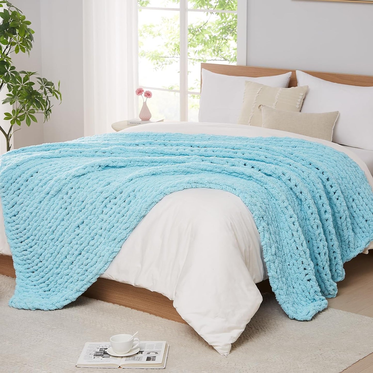 L'AGRATY Chunky Knit Blanket Throw: 72''x84'' Chenille Thick Big Cable Knit Blanket - Handmade - Light Blue