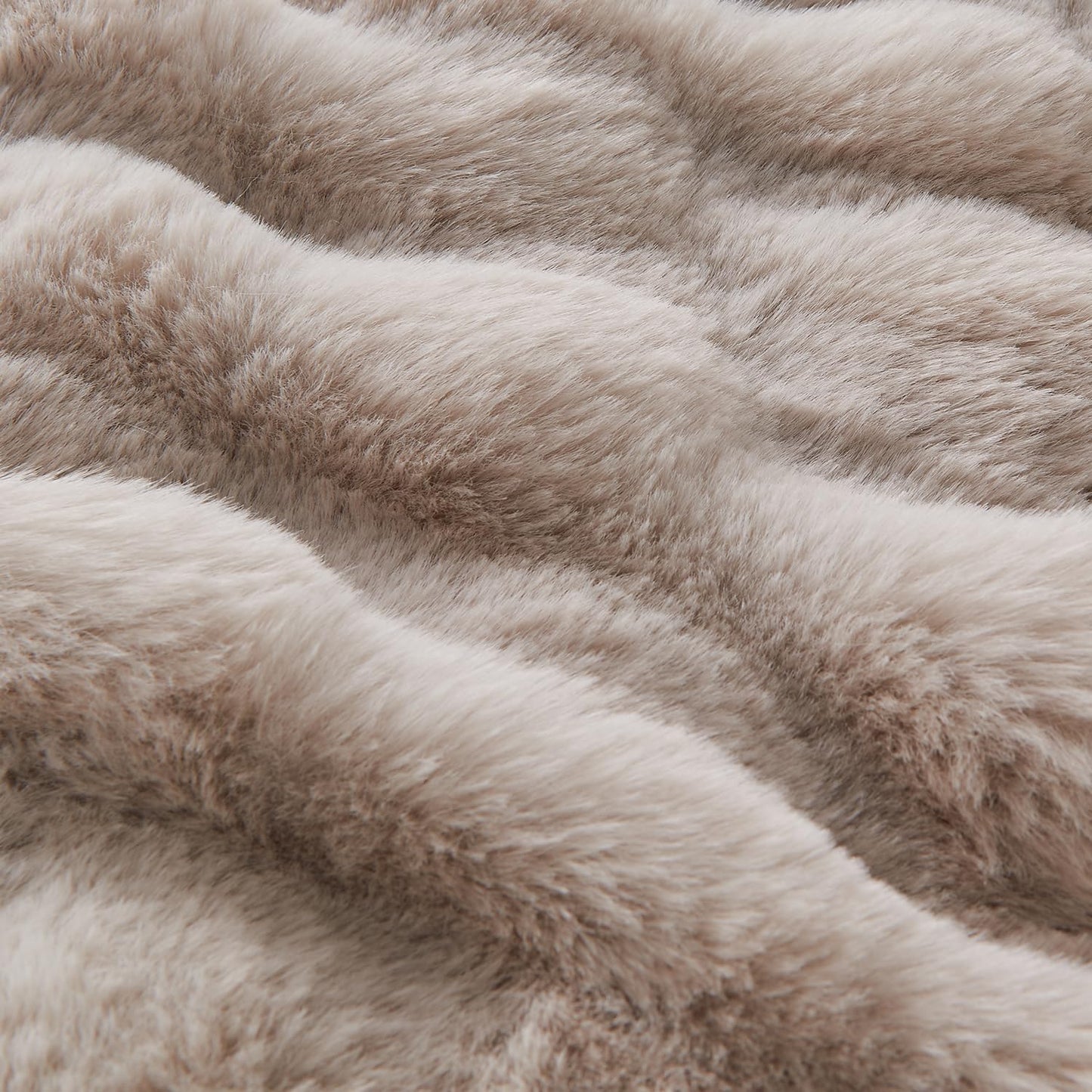 Lotus Karen Faux Fur Throw Blanket Linen - 800 GSM Bubble Rabbit Fluff Blanket for Couch Bed Sofa,Softest Fluffy Fuzzy Cozy Blanket,Thick Furry Plush Shaggy Warm Blankets for Women,108x90 Inches
