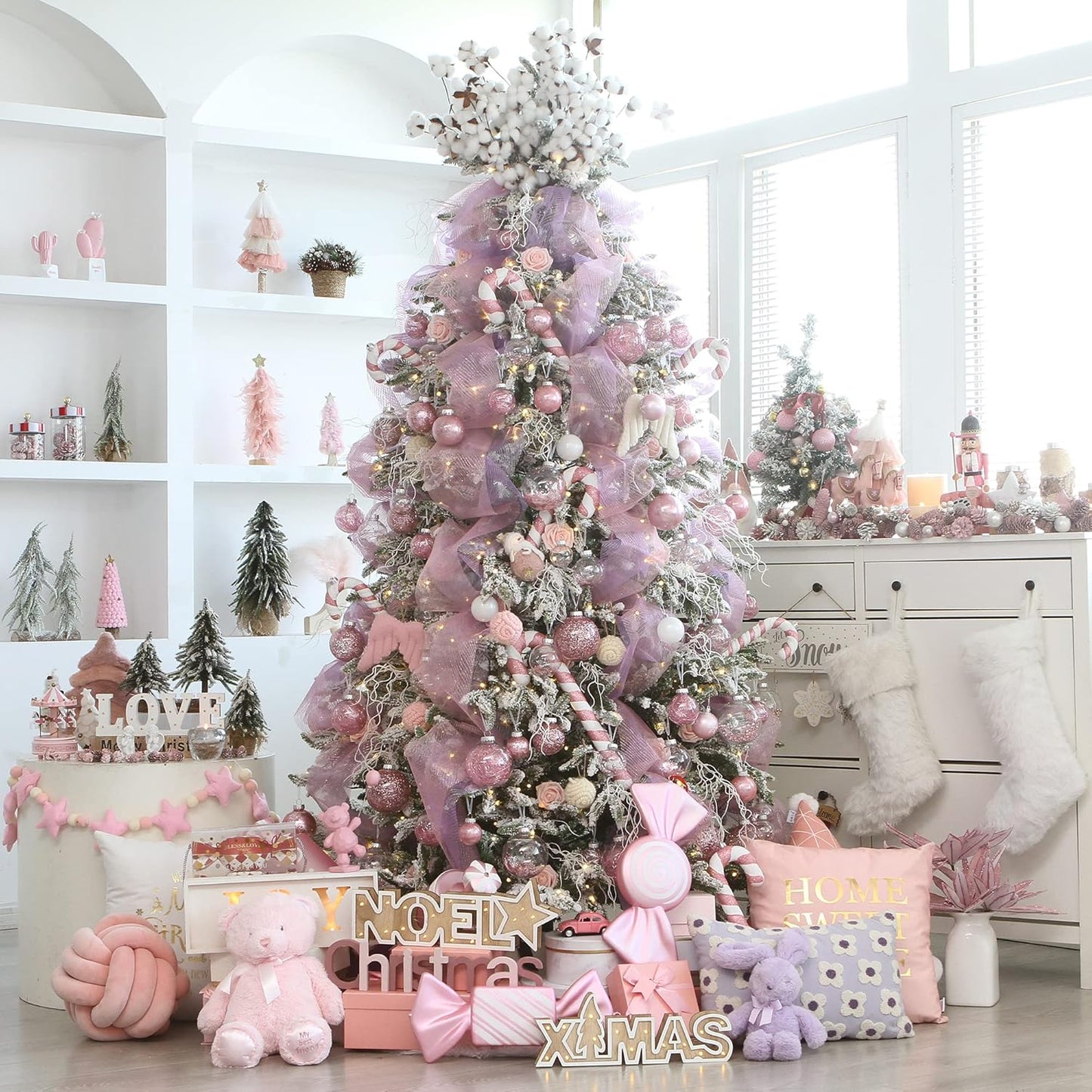 Sea Team Shatterproof Clear Plastic Christmas Ball Ornaments Decorative Xmas Balls Baubles Set with Stuffed Delicate Decorations (100mm/3.94 inch 16-Pack, Pink)