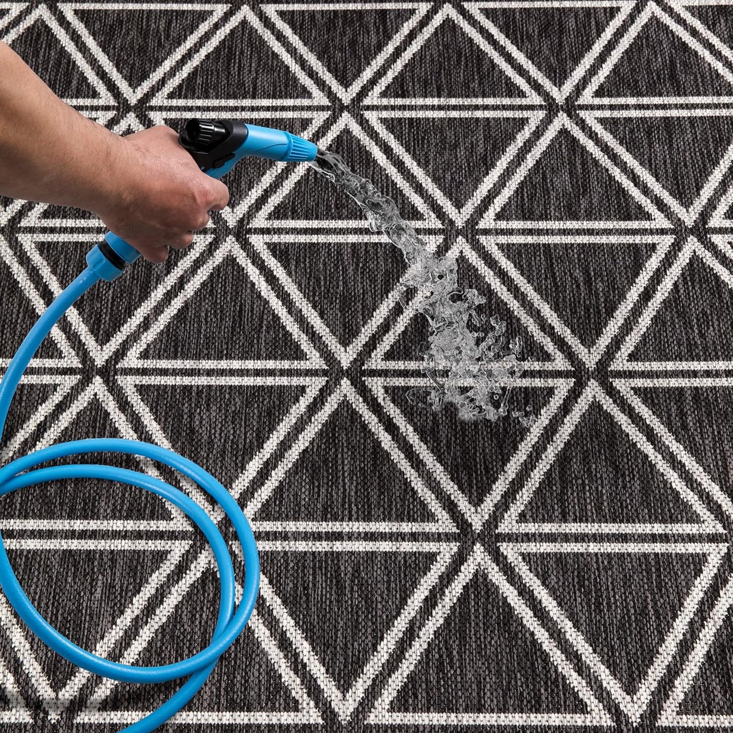 Keen Home Design Outdoor Rug - 6x9 Washable Indoor/Outdoor Rug for Patio, Balcony, Kitchen, Garden, Beach, Deck and Porch. Size: 6'7" x 9'2"